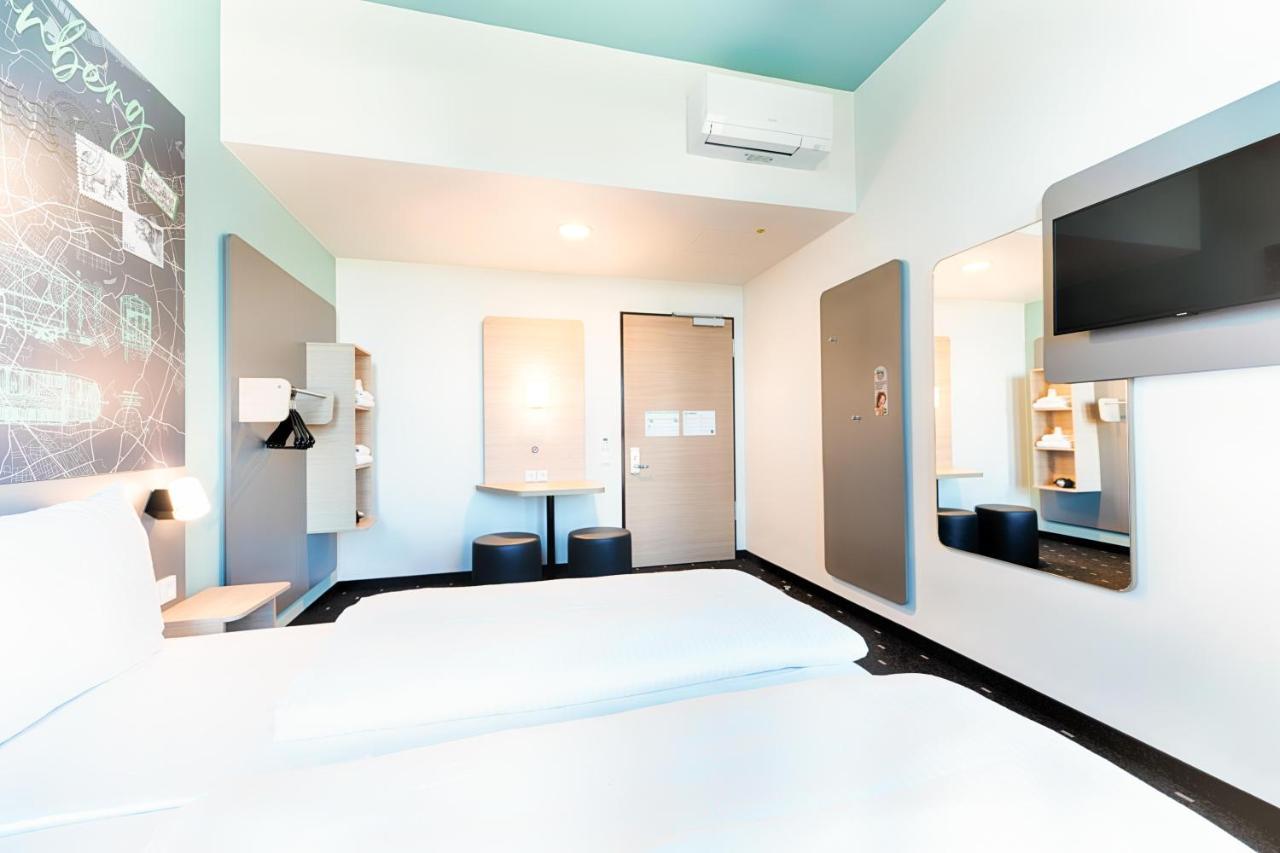 B&B Hotel Nuernberg-West Экстерьер фото