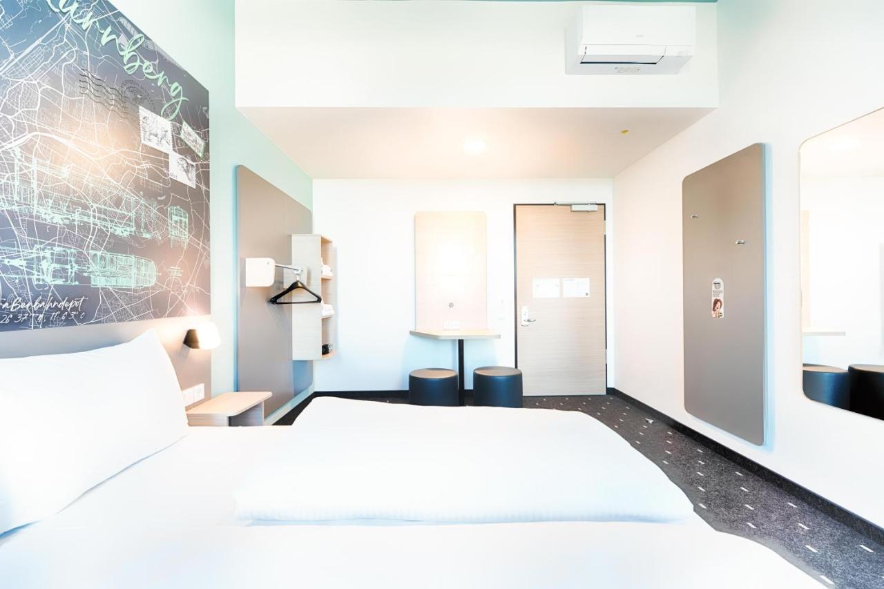 B&B Hotel Nuernberg-West Экстерьер фото