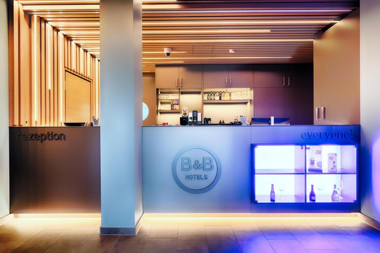 B&B Hotel Nuernberg-West Экстерьер фото